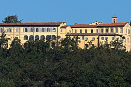 Privilegiato monastero degli Osservanti Francescani