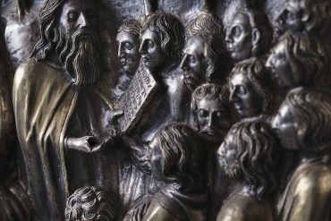altare argenteo particolare