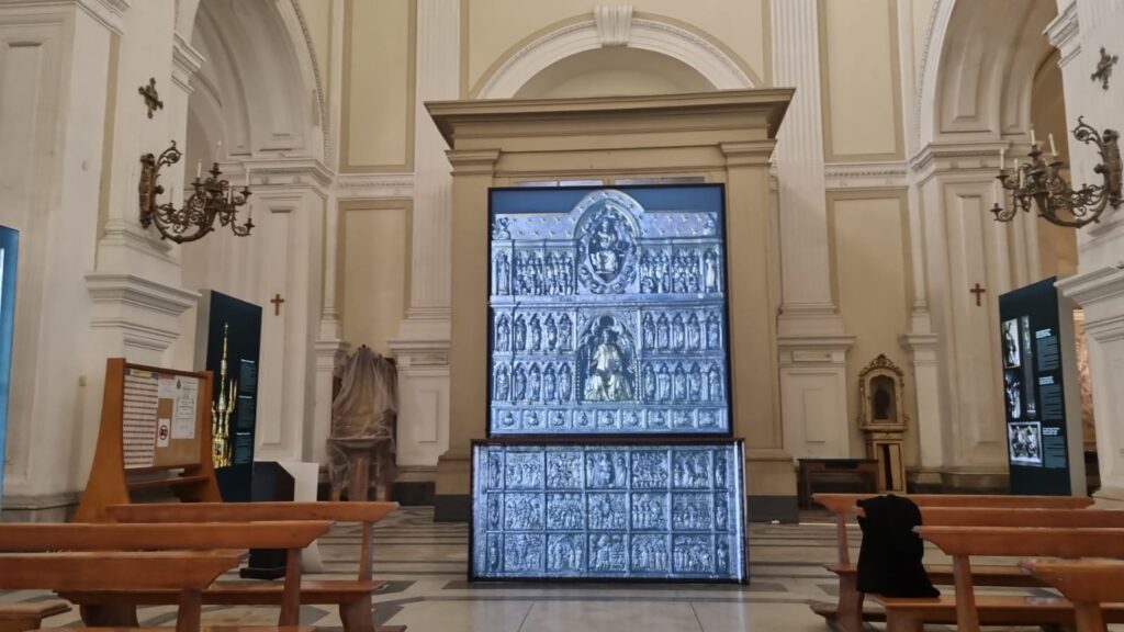 Mostra altare Argenteo di San Iacopo a NAPOLI
