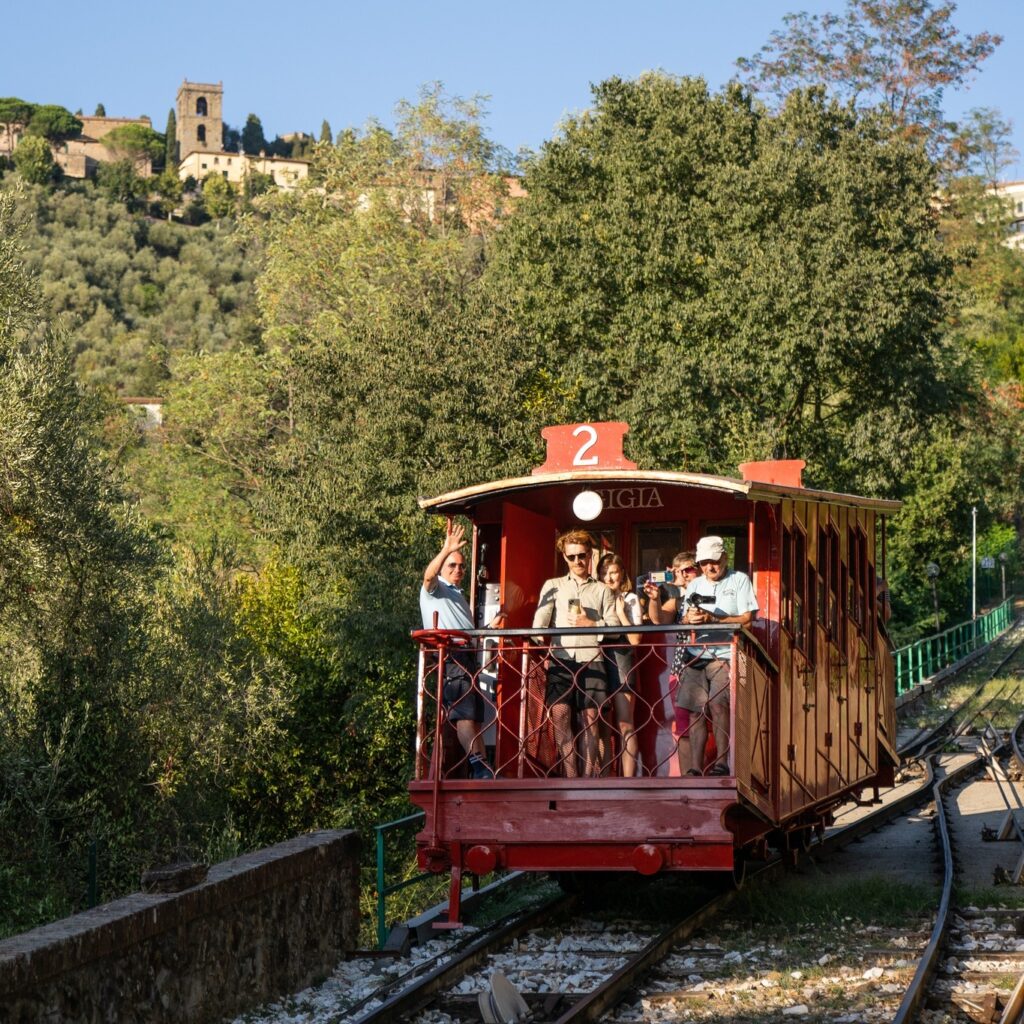 Funicolare che conduce a Montecatini Alto